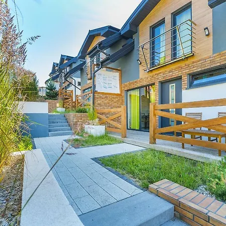 Morskie Tarasy Деревянный коттедж Ястшембя-Гура